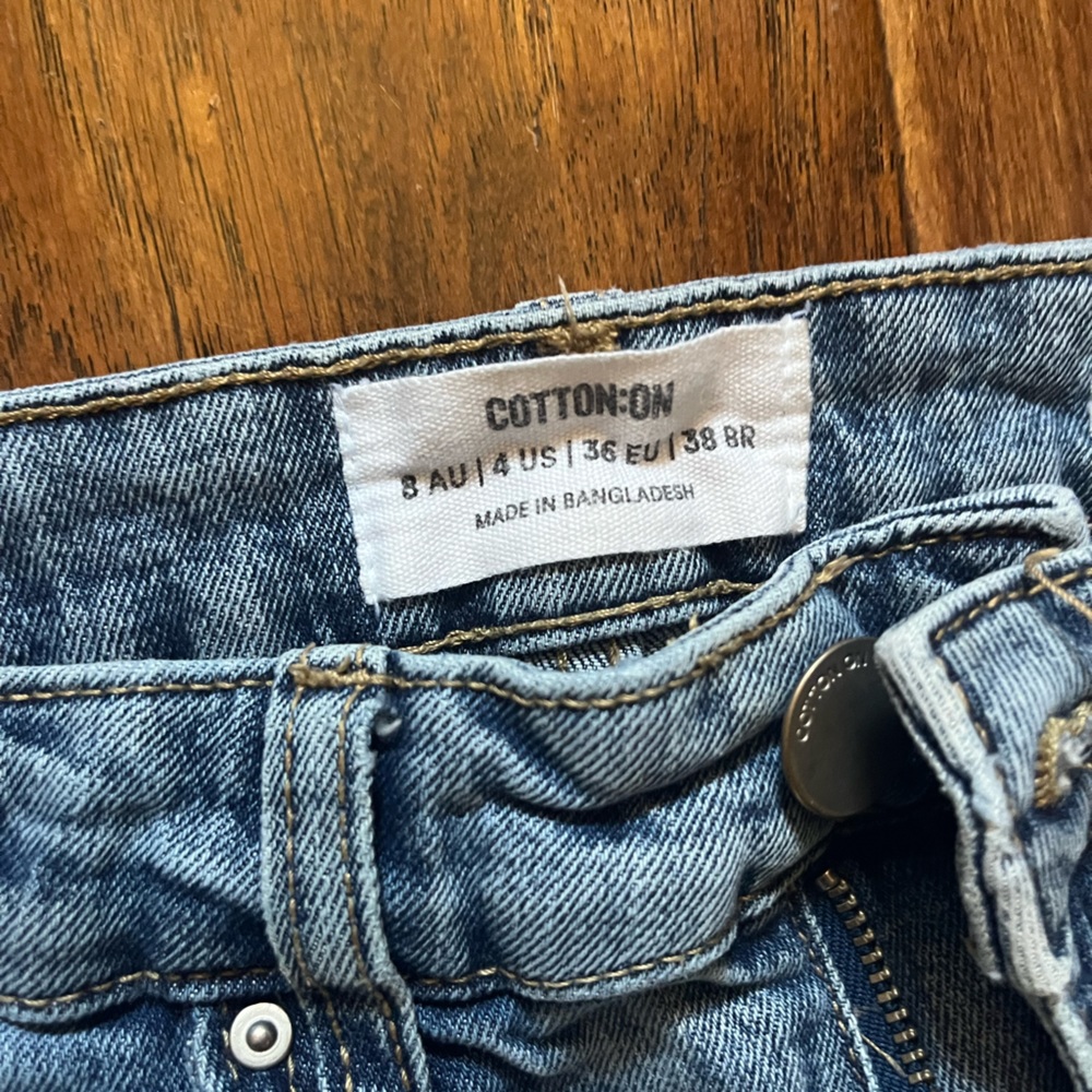 Mom jeans from Cotton On